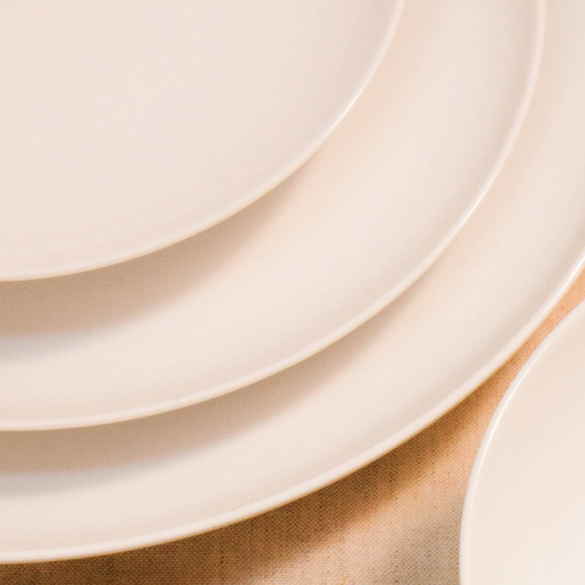 Alto Round Coupe Plate 169mm