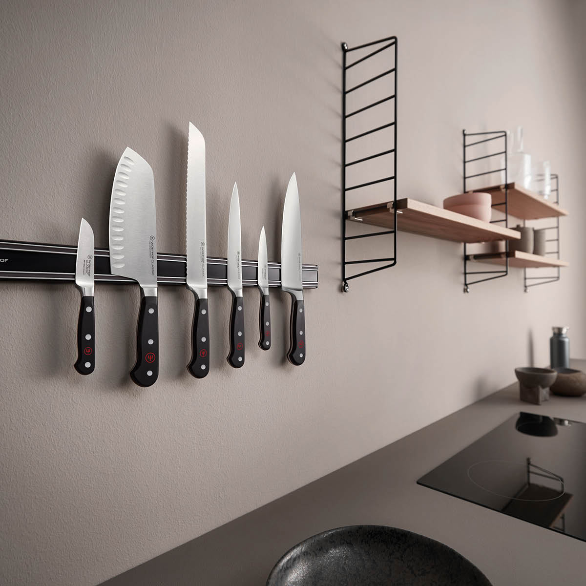 Classic Black Bread Knife 200mm
