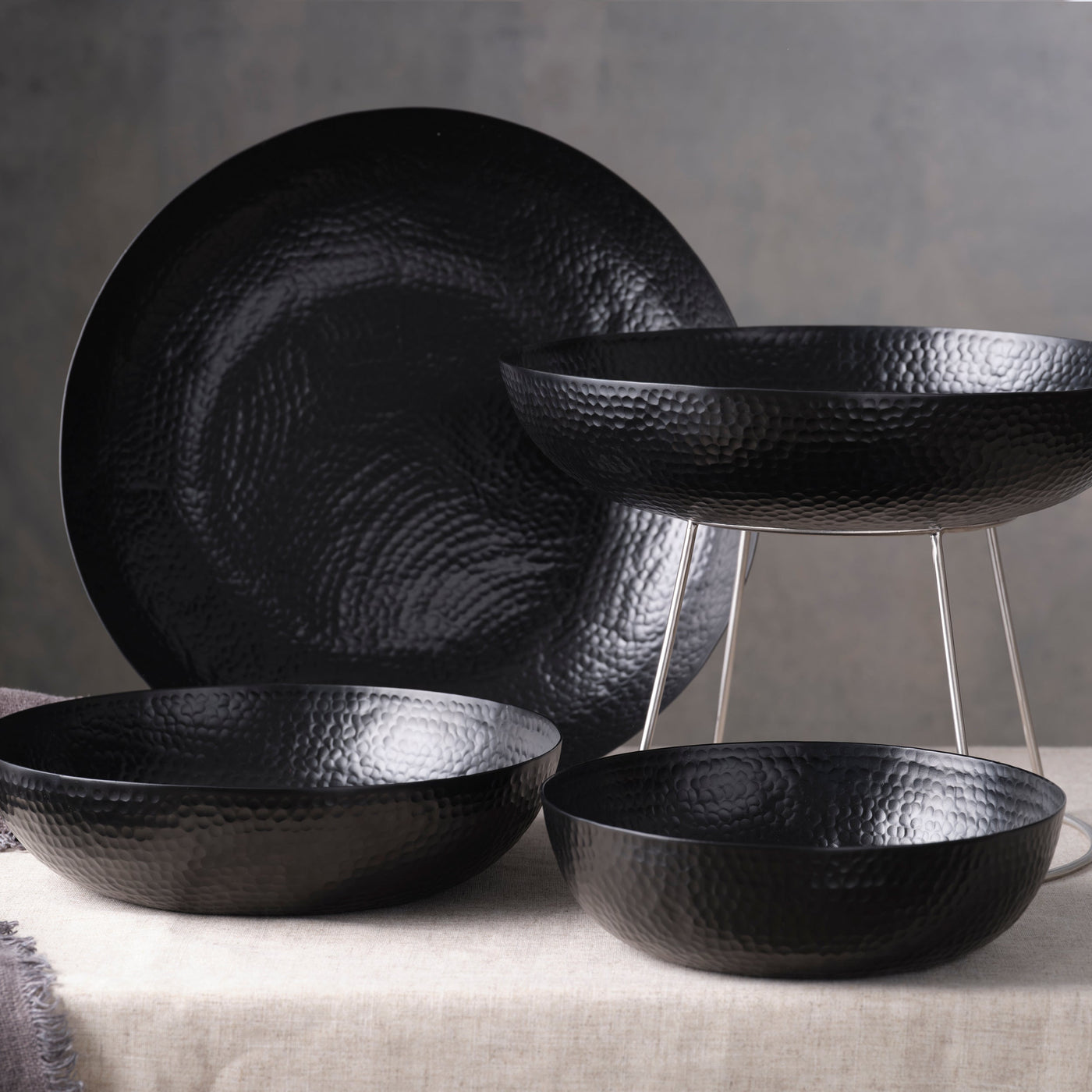 Round Serving / Seafood Bowl Hammered Black 250x80mm / 2.8L