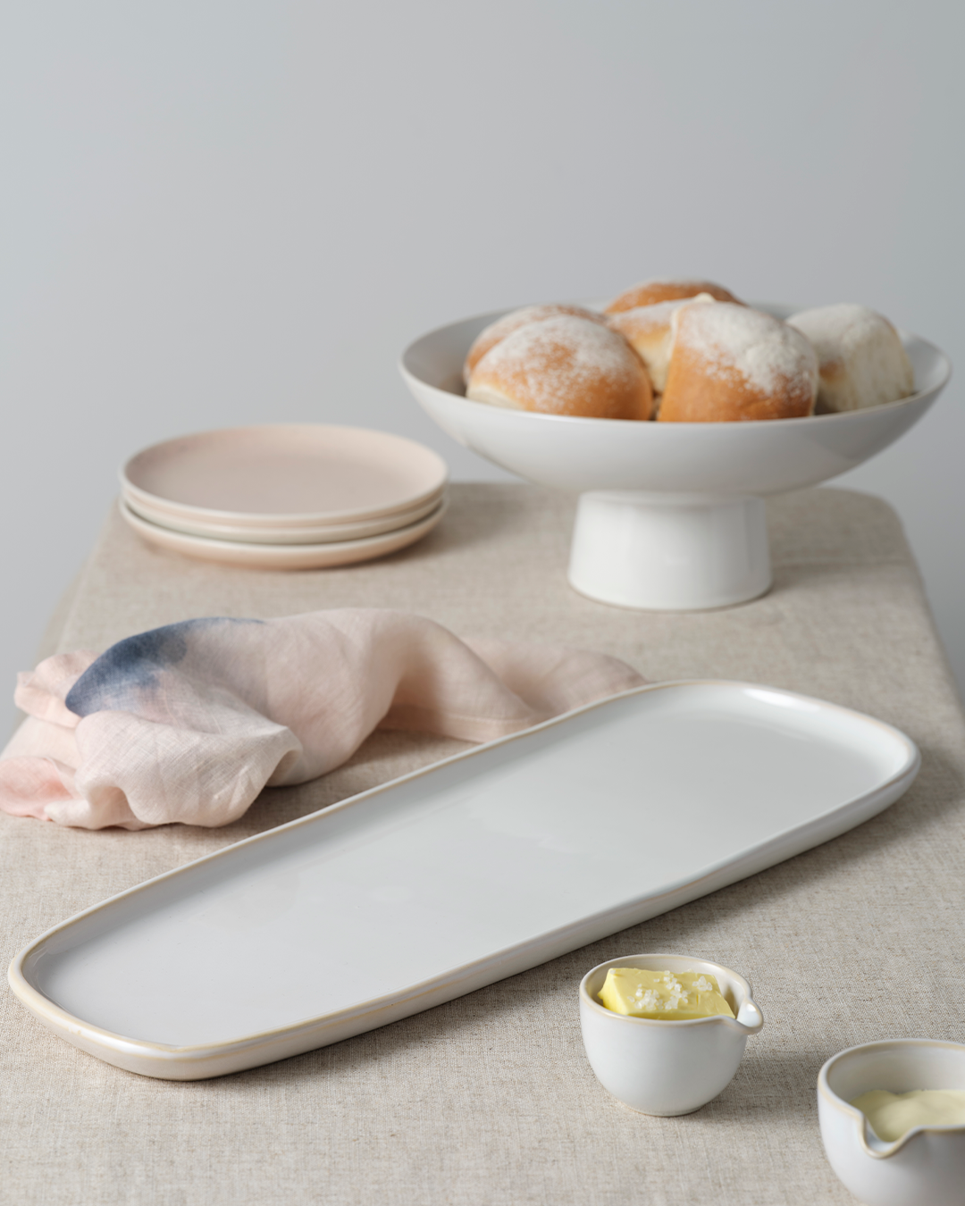 Urban Serve Service Bowl W/Spout 93x80x48mm White